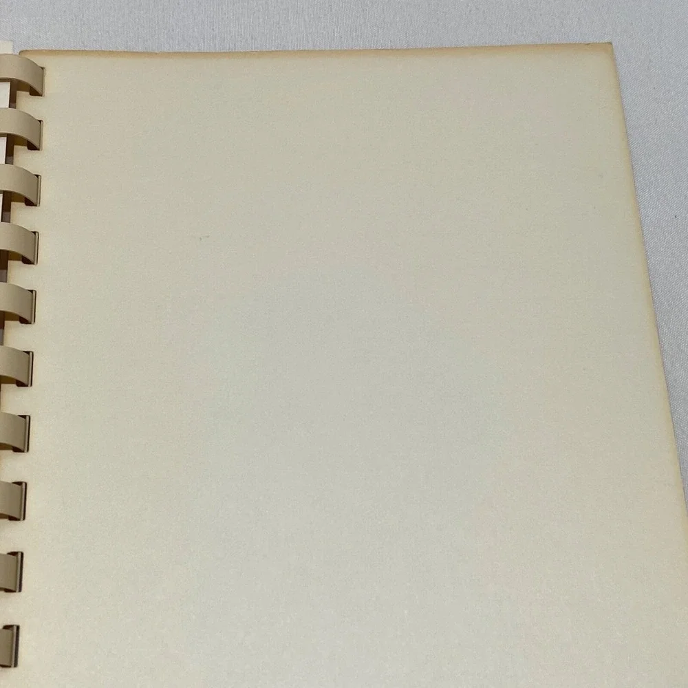 Vintage‎ Sugar Free Blackberry Delights Cookbook Lynda Harter Author Signed 1990